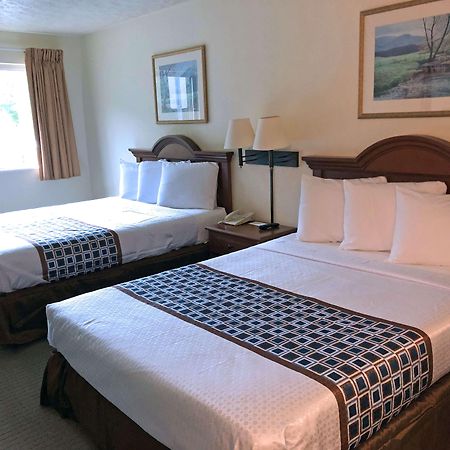 Americas Best Value Inn & Suites Independence Va Eksteriør billede