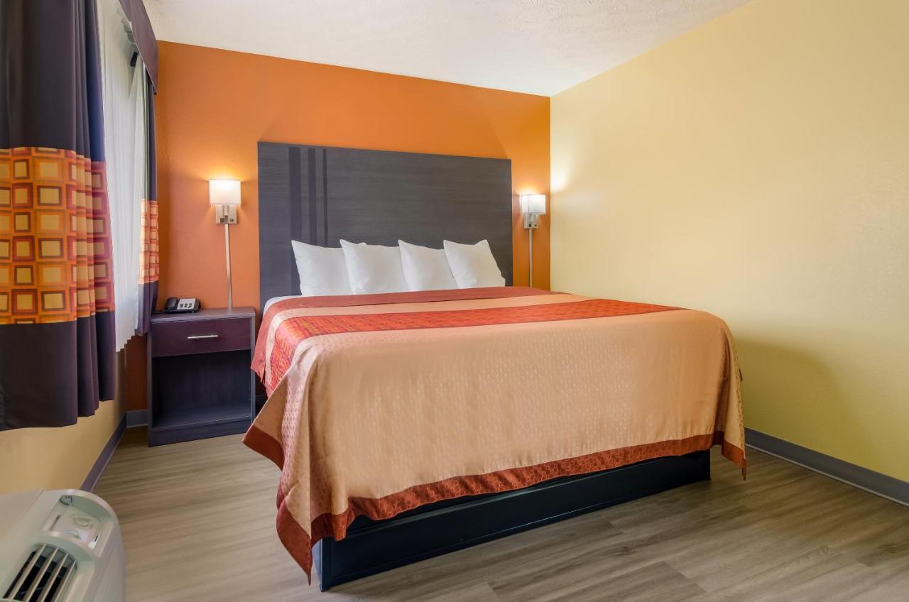 Americas Best Value Inn & Suites Independence Va Eksteriør billede