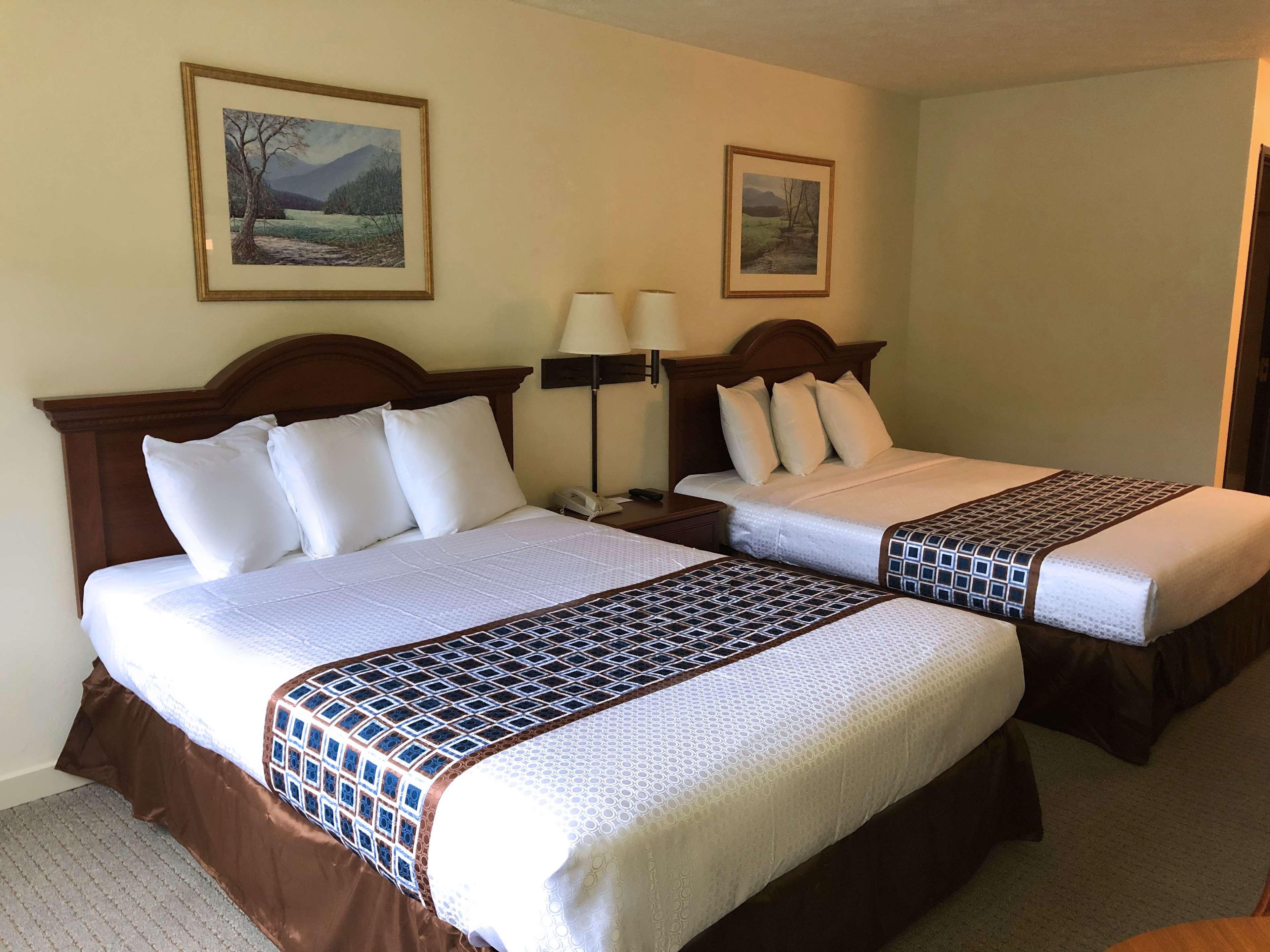 Americas Best Value Inn & Suites Independence Va Eksteriør billede