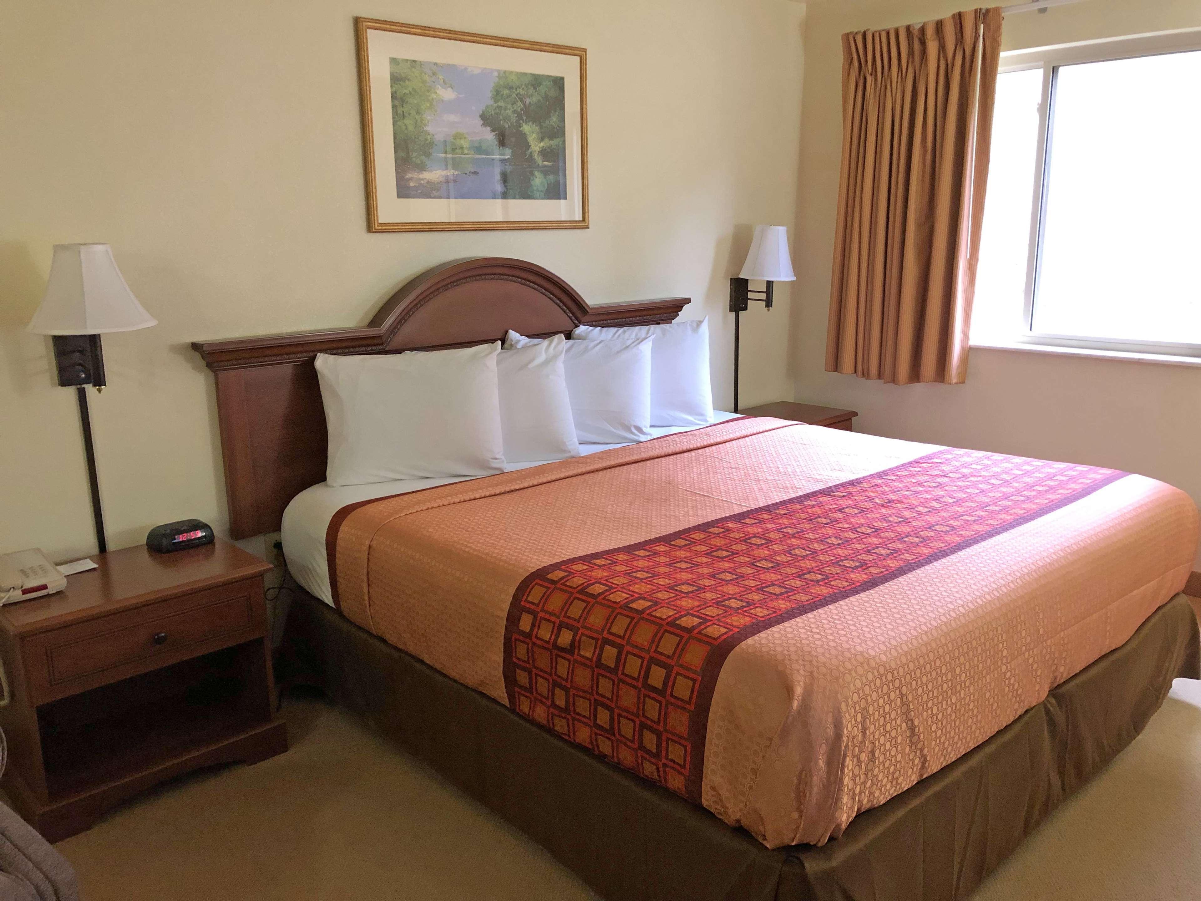 Americas Best Value Inn & Suites Independence Va Eksteriør billede