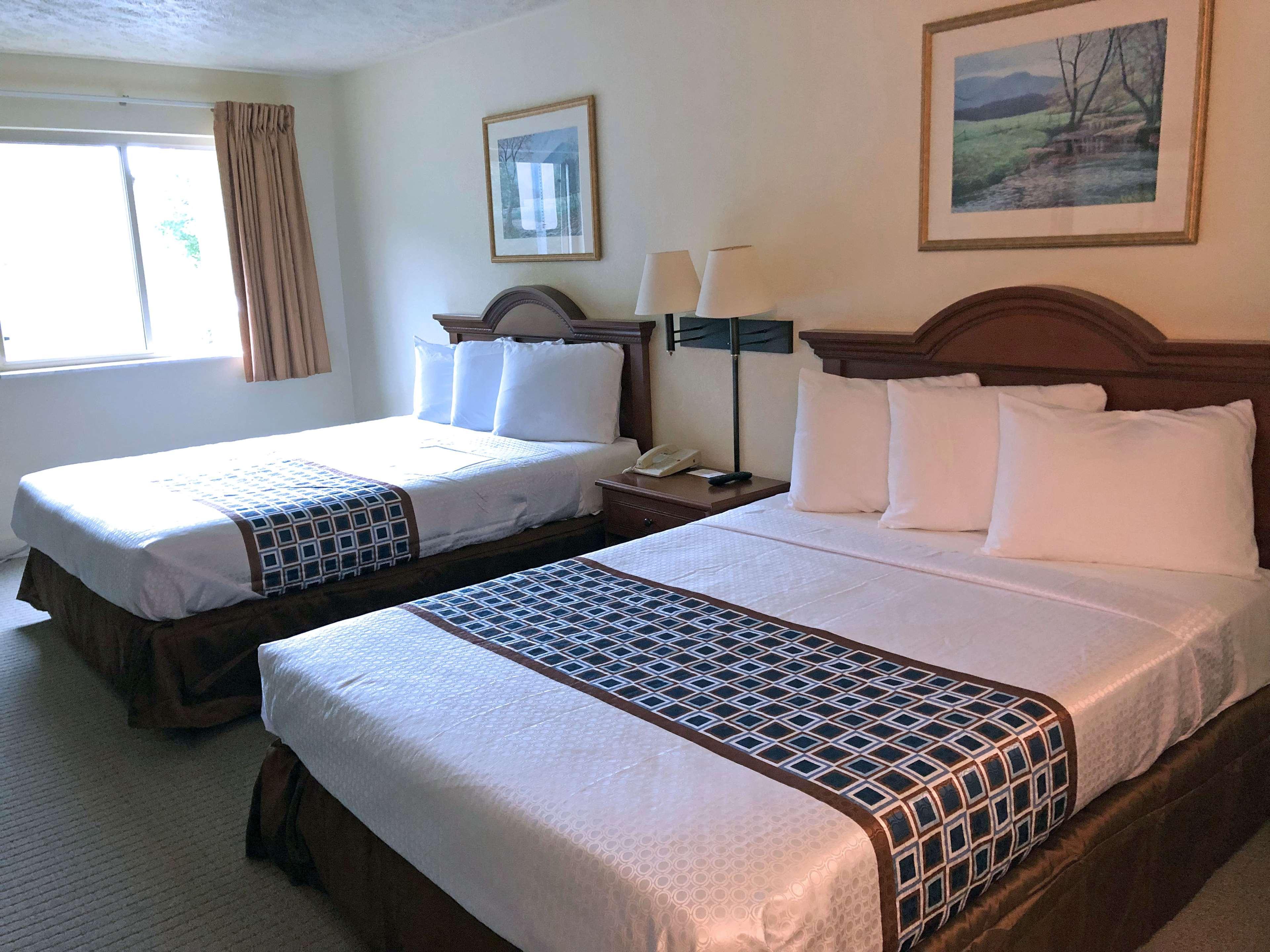 Americas Best Value Inn & Suites Independence Va Eksteriør billede