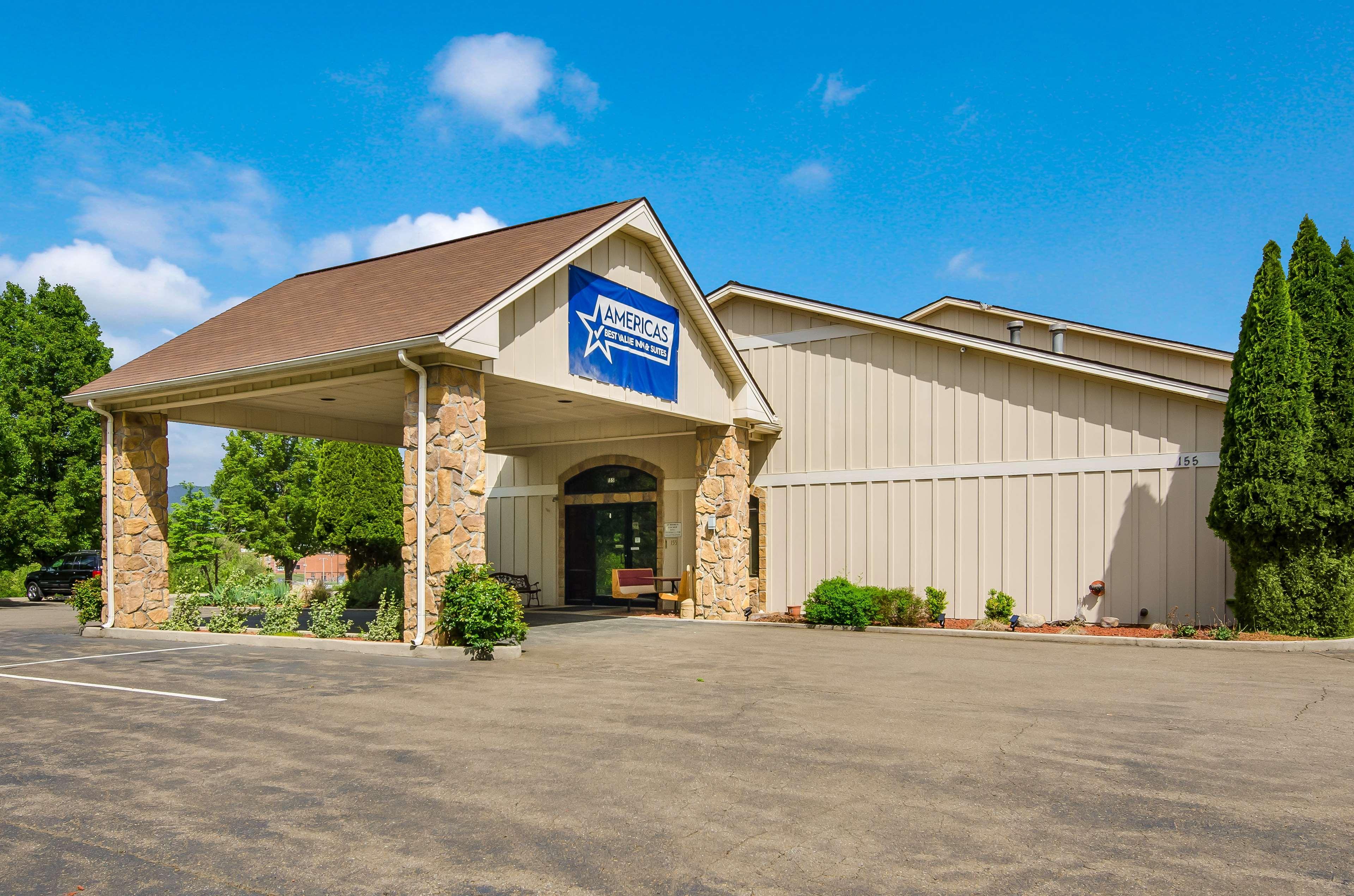 Americas Best Value Inn & Suites Independence Va Eksteriør billede