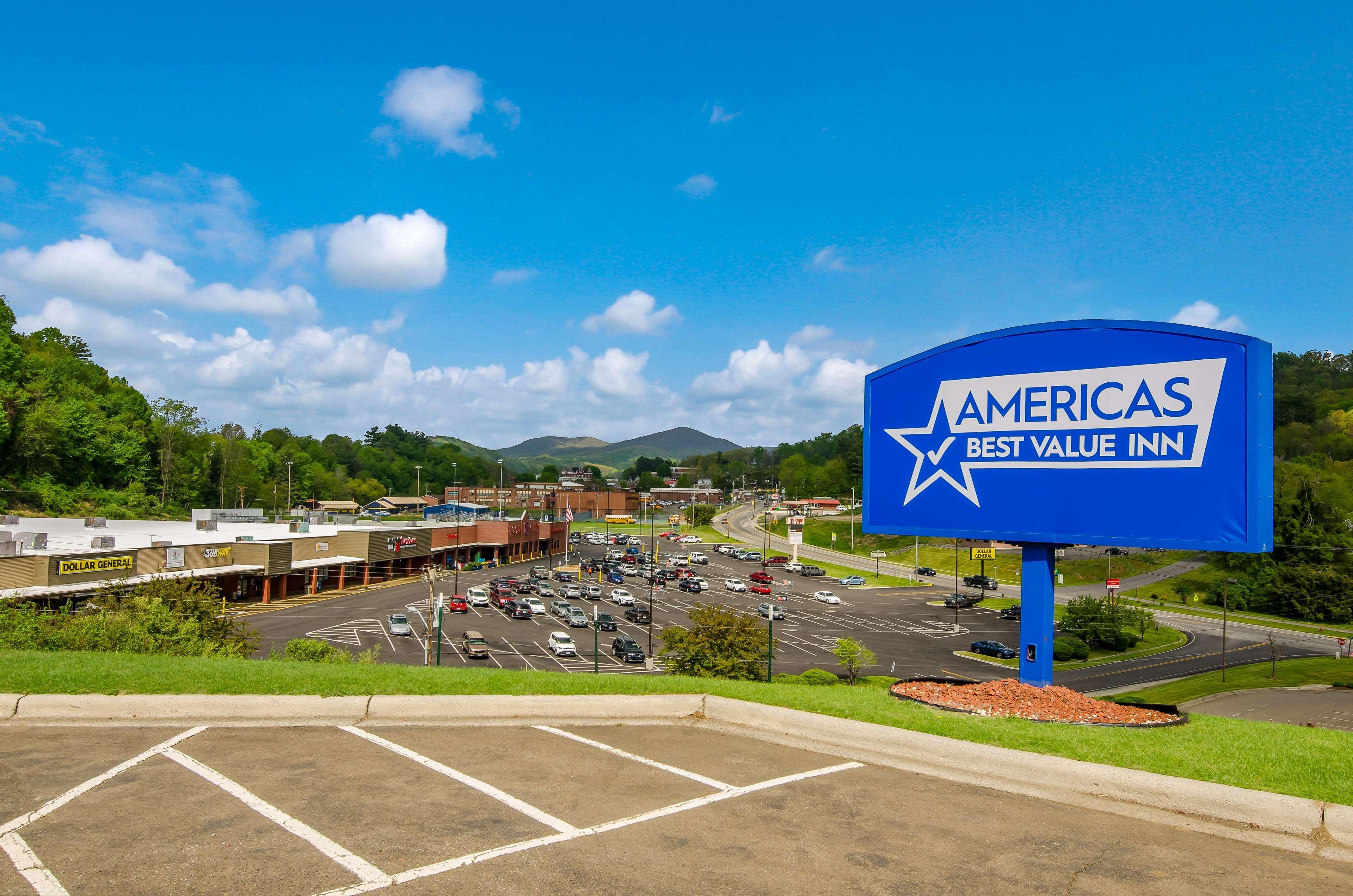 Americas Best Value Inn & Suites Independence Va Eksteriør billede
