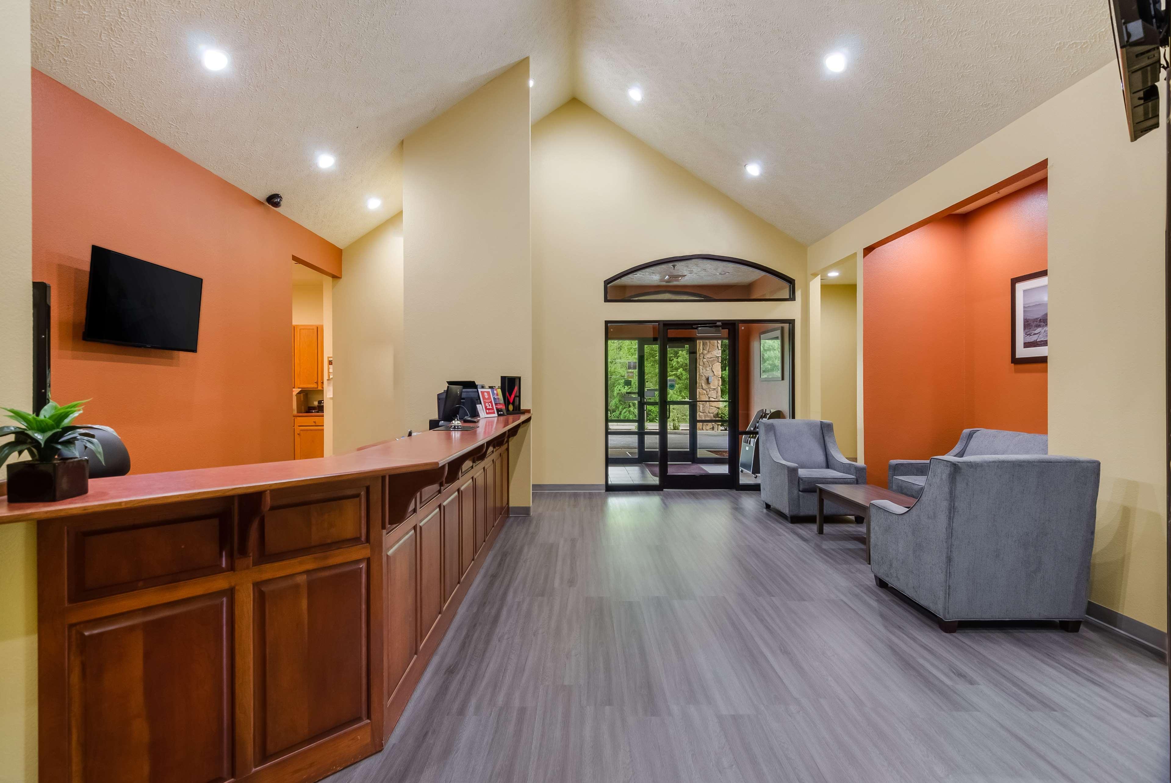 Americas Best Value Inn & Suites Independence Va Eksteriør billede
